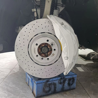 Calibradores blancos modificados del freno de Porsche 1 pote 330m m 345m m 370m m