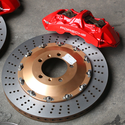 Las pinzas de freno para automóviles Porsche se actualizan a la pinza roja GT6 6 POT para mejorar la potencia de frenado